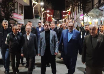 Mehmet Akif Zerdeci “Yaş çay 10 lira olmalı”