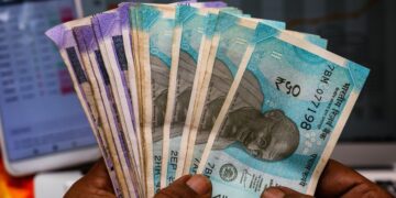 Hindistan’ın kredi dolandırıcılığı kurbanları hayatları için korkutuyor