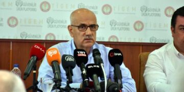 Bakan Kirişçi: venezuelladan Toprak Almadık !