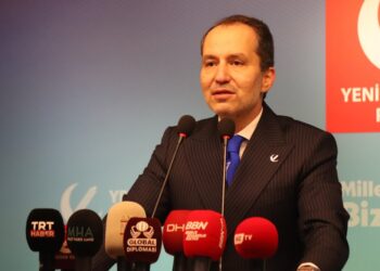 Erbakan, Geç Kalınmış da olsa doğru adımlar atıldığını söyledi
