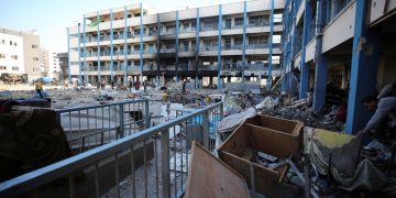 Soykırımcı, Barbar Beni İsrail, Sığınmacıların Kaldığı 21 Okula Bombalı Saldırı Düzenledi