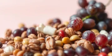 Bebeklere yedirilmemesi gereken tehlikeli gıdalar